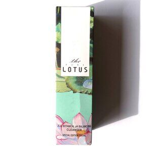 The Pure Lotus Jeju Botanical Cleanser, 200ml, NIB